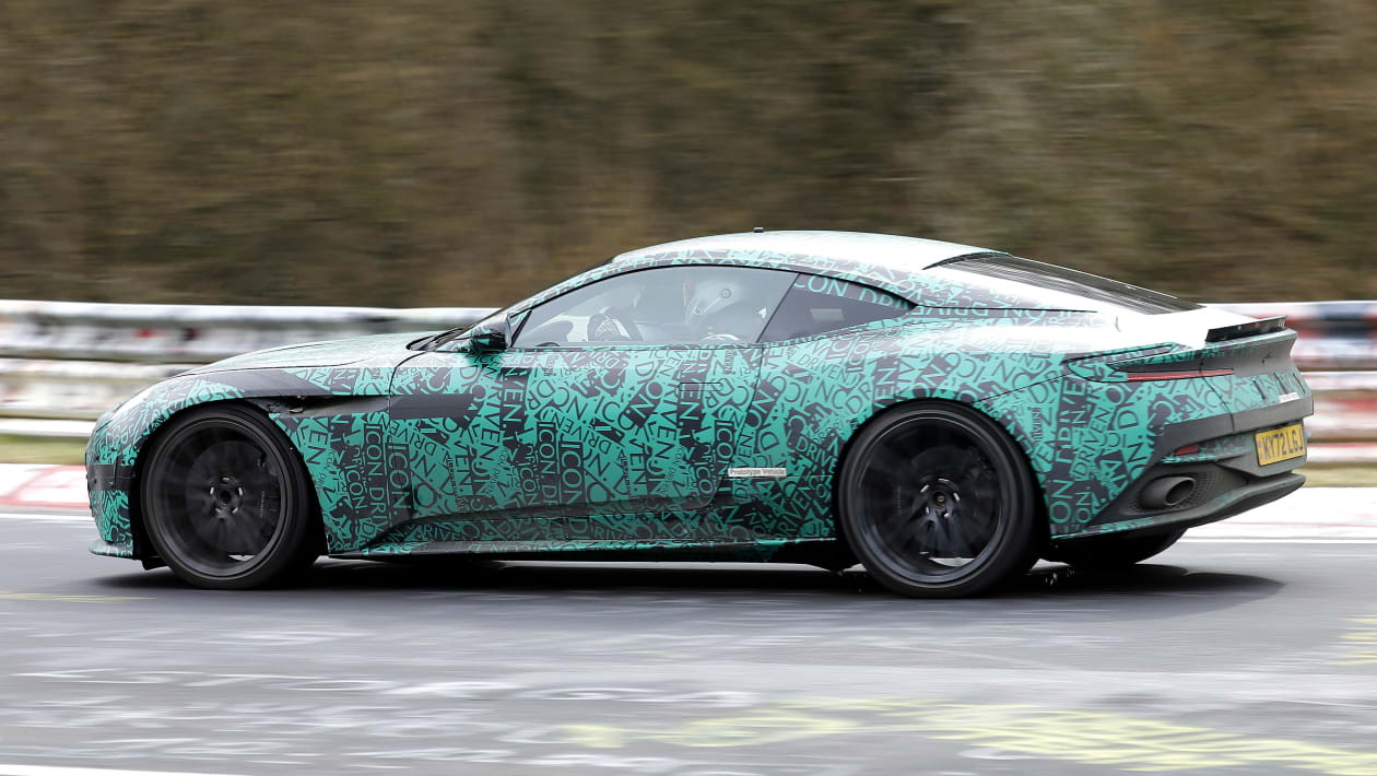 Aston-Martin-DB12-008_sefy7u.jpg