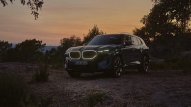 BMW XM – front
