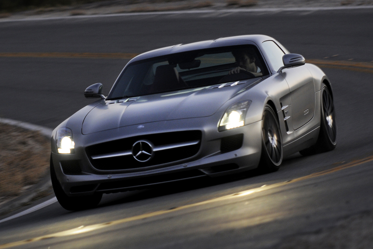 Mercedes SLS AMG video | evo