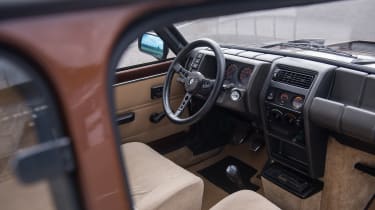 Renault 5 turbo interior