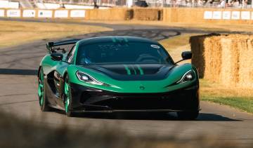 Rimac Nevera R – front