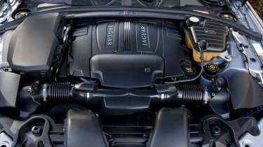Jaguar XF V6 Diesel S engine