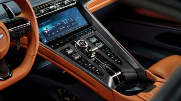 Aston Martin DB12 – centre console