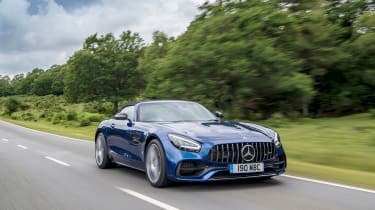 Mercedes-AMG GT Roadster - 2021 tracking