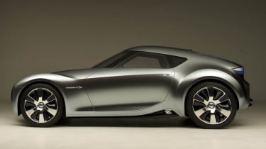 Nissan&#039;s Toyota GT 86 rival