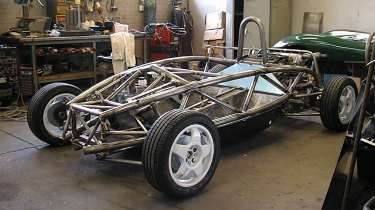 Simon Saunders Atom