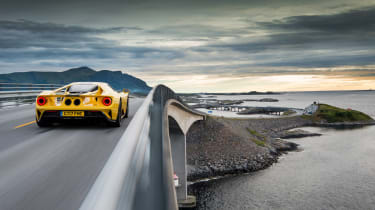 Ford GT review (AP) – rear tracking