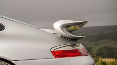 Porsche GT3s 996 v 992