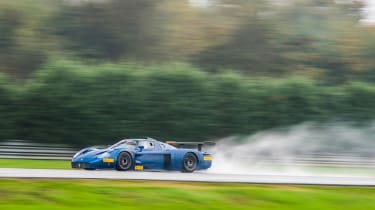 Maserati MC12 Versione Corse side