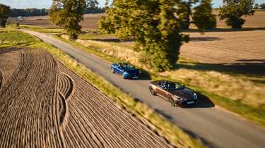 Aston Martin DB12 Volante v Maserati GranCabrio