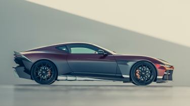 Aston Martin Valen