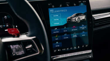 Alpine A390 infotainment