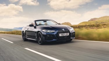 BMW M440i Convertible – front tracking