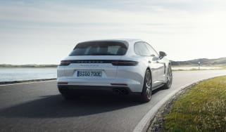 Porsche Panamera Turbo S E-Hybrid Sport Turismo - rear quarter 2