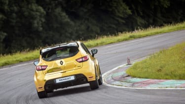 Renault Sport Clio R S 16 Review Prices Specs And 0 60 Time Evo