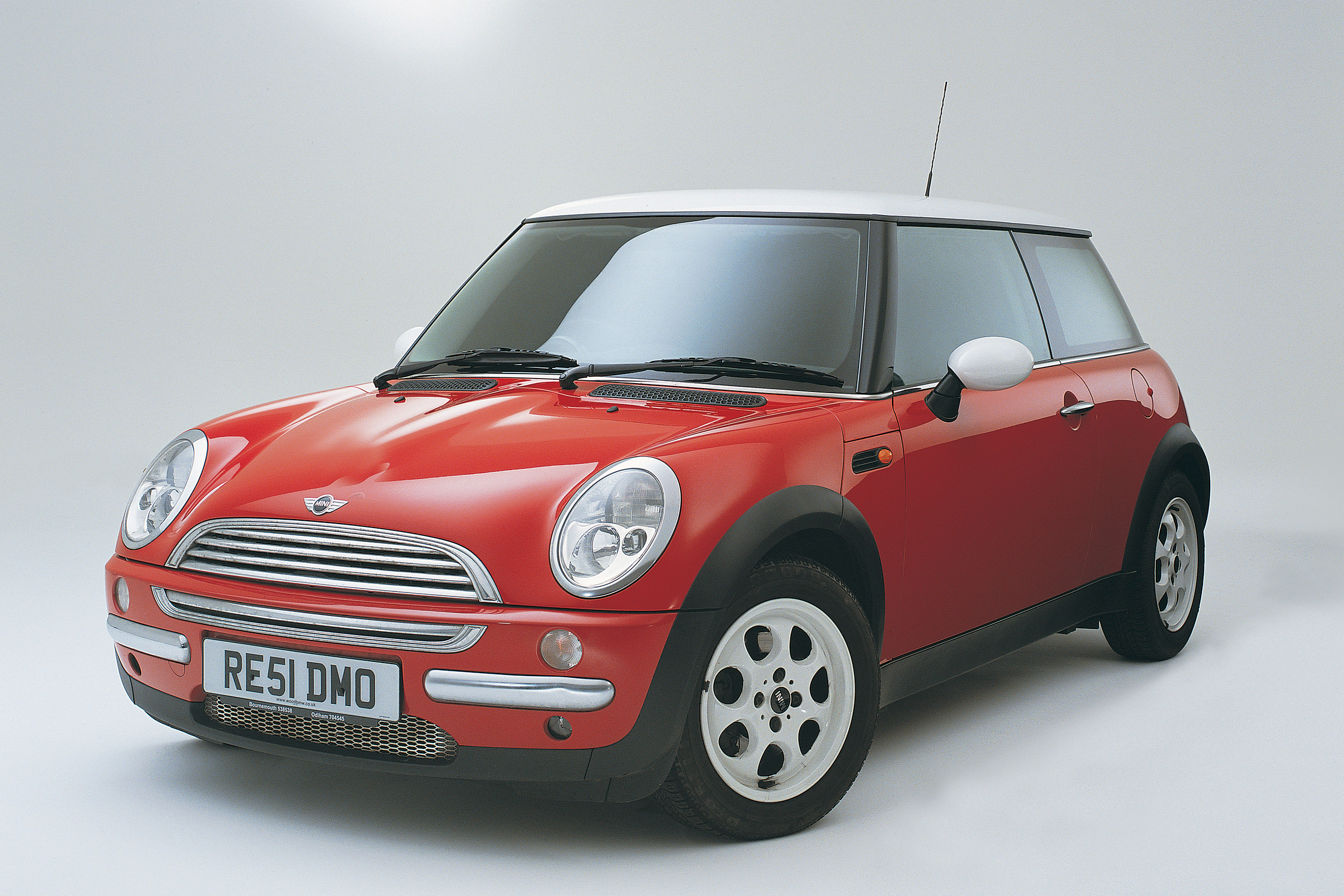 Mini Cooper R50 And Cooper S R53 History Prices And Specs Evo