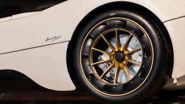 Pocher Pagani Utopia