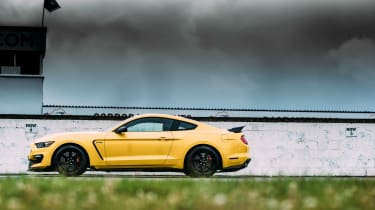 Ford Mustang Shelby GT350R - Side