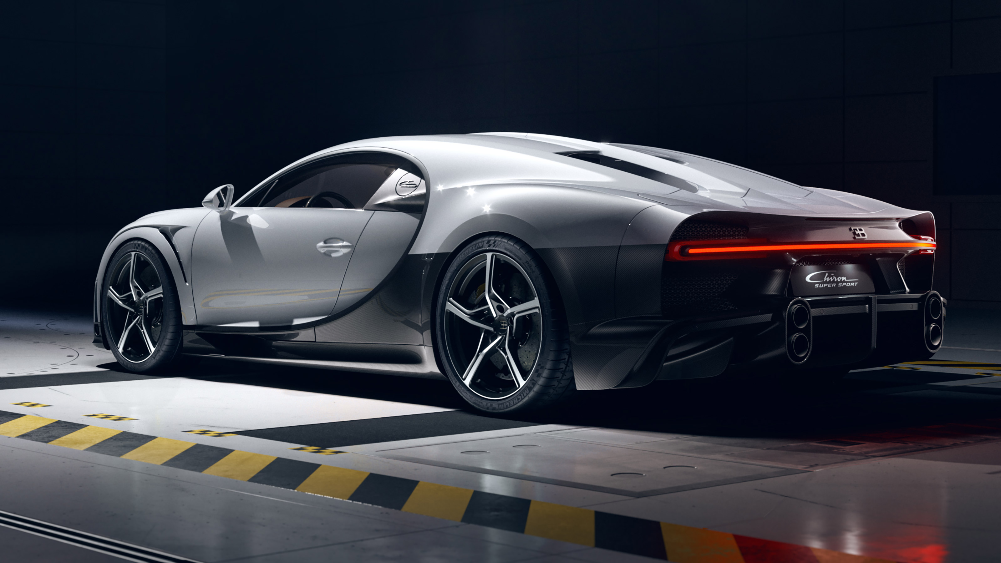Bugatti - CHIRON Super Sport 300+ models are stretching their