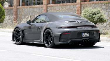 Porsche 911 Speedster mule rear