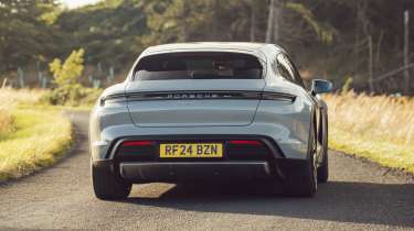 Porsche Taycan Cross Turismo