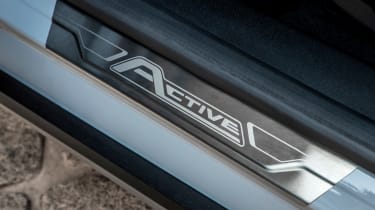 Ford Fiesta Active – sill