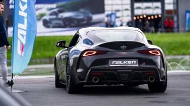 Falken Azenis RS820 