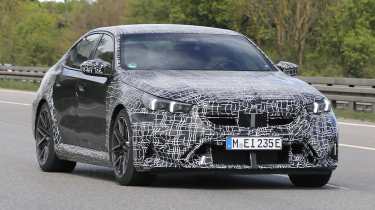 BMW M5 spy shots – front