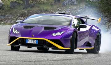 Lamborghini Huracan STO