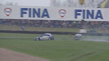 Donington 1993: Mansell and Needell clash