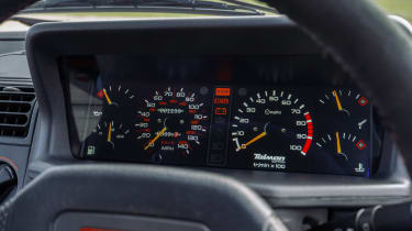 Peugeot 205 GTI Tolman Edition - digital dash