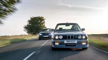BMW M triple – front tracking
