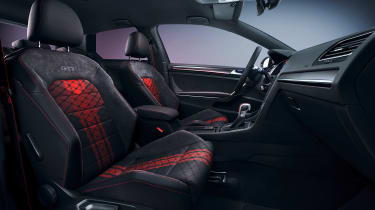 Volkswagen Golf GTI TCR Concept - seats