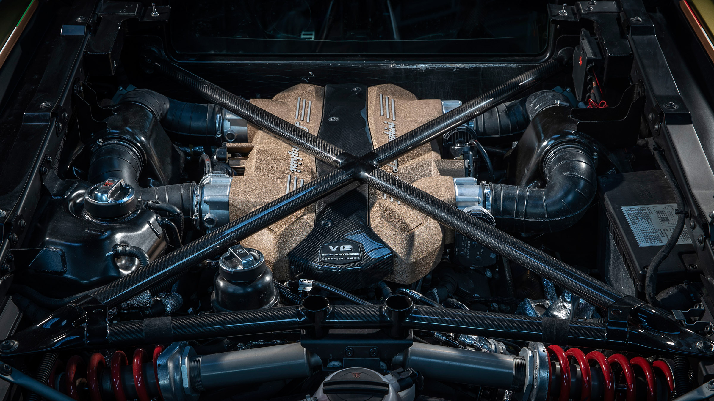 Lamborghini Sian FKP 37 2021 review – a supercar with a supercapacitor | evo