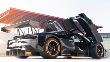 McLaren 720S GT3X 2021 – rear door open