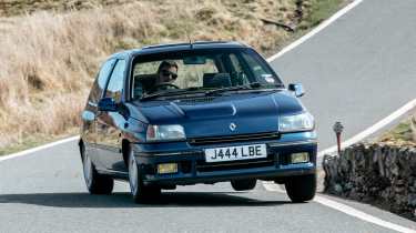 Renault Clio 16V – front