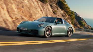Porsche 911 Carrera 4S Targa front
