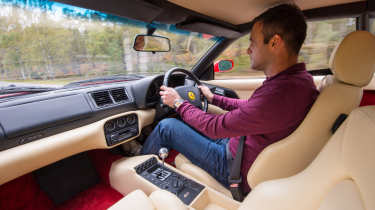 Ferrari F355 – interior