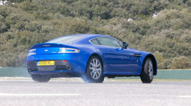 Aston Martin Vantage S coupe
