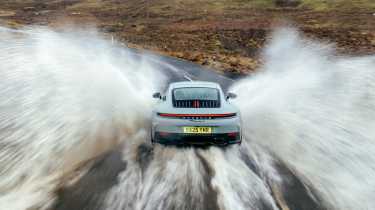 Porsche 911 (992.2) – rear