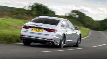 Audi S8 – rear