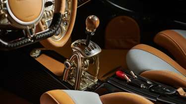 Pagani Huayra Epitome – gear lever