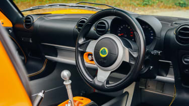 Lightweight sports car test – lotus int