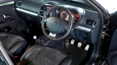 Renaultsport Clio 182 interior