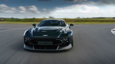 Aston Martin Victor – tracking