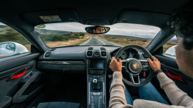 Porsche Cayman GT4 981