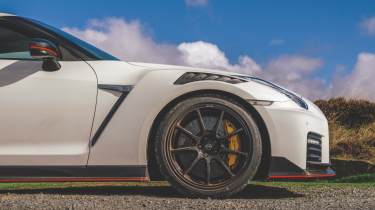 Nissan GT-R Nismo wheels