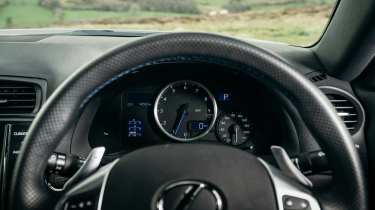 Lexus IS F – dash