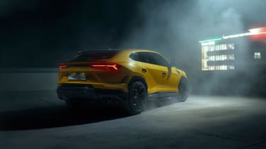 Lamborghini Urus Performante – yellow dark rear