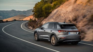 Audi Q4 e-tron – rear tracking